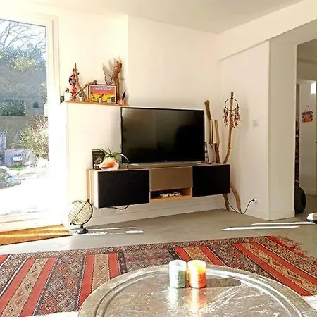 Βίλα Maison Au Calme Avec Piscine *